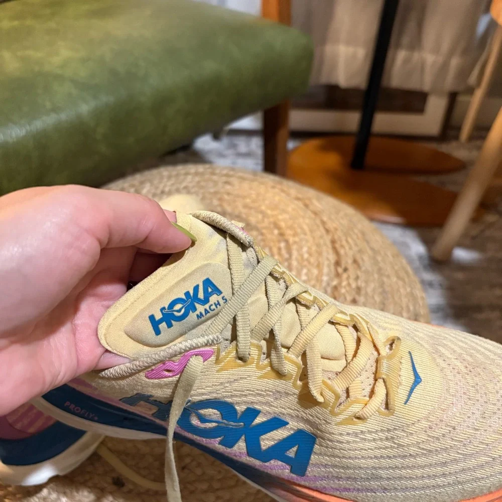 Hoka Women's Mach 5 Running Shoes - Impala/Cyclamen size 9 - Picture 4 of 13